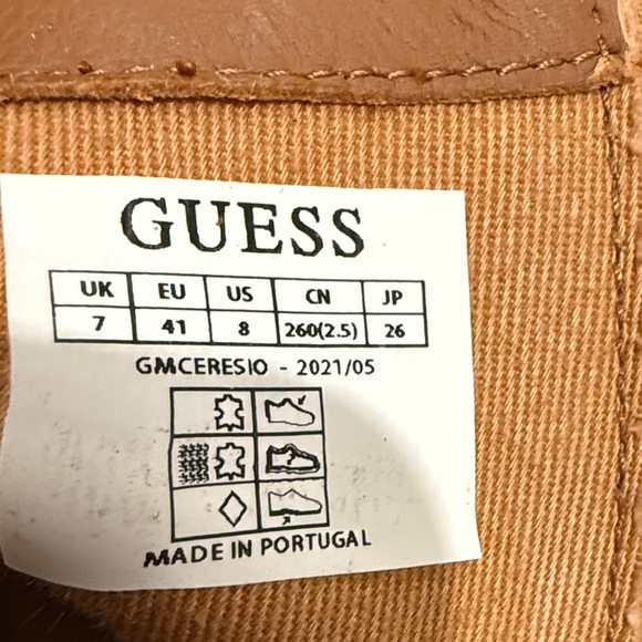 Guess Men's Tan Chukka Boots with Zipper Excellent Condition - Picture 3 of 8